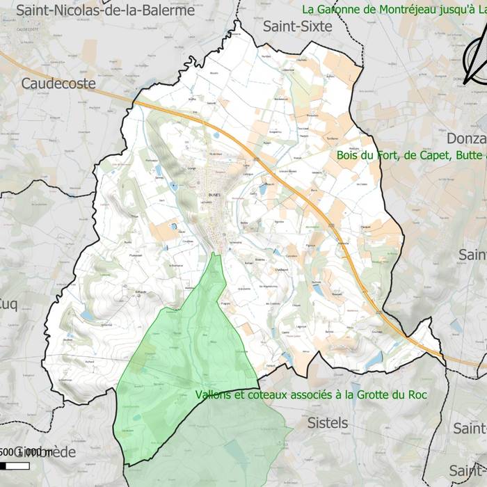 Photo de Huizen, Stadhuisplein in Dunes